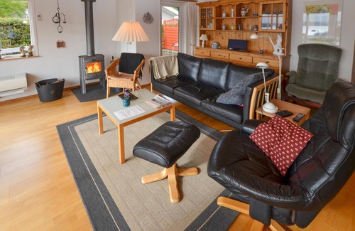 Sonderhav House | Cozy home in Kruså with house sea view