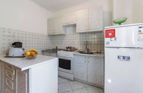 Rogocana House | Cozy home in Labin with kitchen