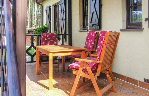 Czarny Mlyn House | Cozy home in Lebcz with kitchen