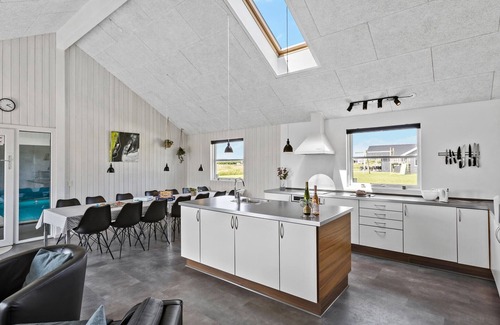 Nr. Lyngby House | Cozy home in Løkken with WiFi