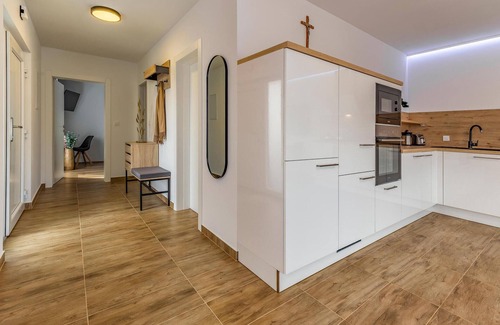 Pomer House | Cozy home in Medulin with kitchen