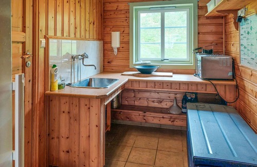 Leksvik House | Cozy home in Mosvik with house sea view