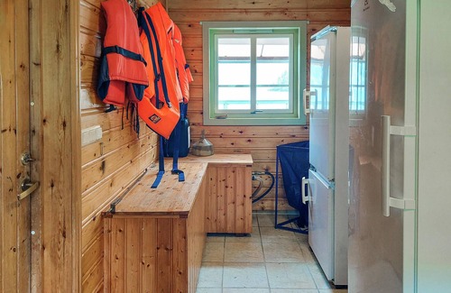 Leksvik House | Cozy home in Mosvik with house sea view