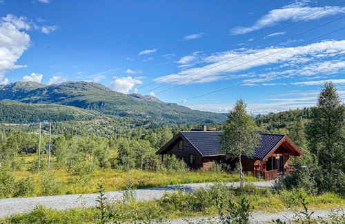 Kvam House | Cozy Home In Norheimsund With Sauna