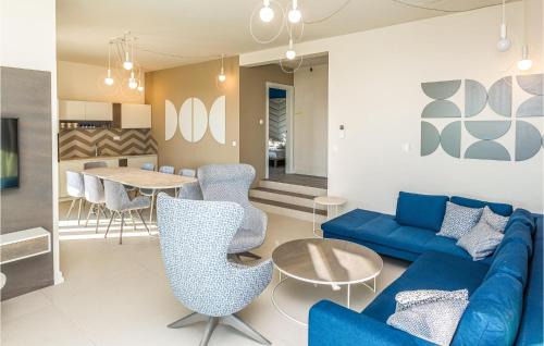 Kolanjski Gajac House | Cozy Home In Novalja