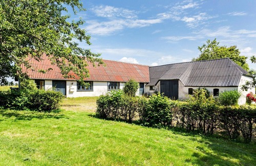 Morsø Municipality House | Cozy home in Nykøbing M with kitchen