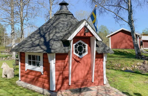 Ormaryd House | Cozy home in Ormaryd with WiFi