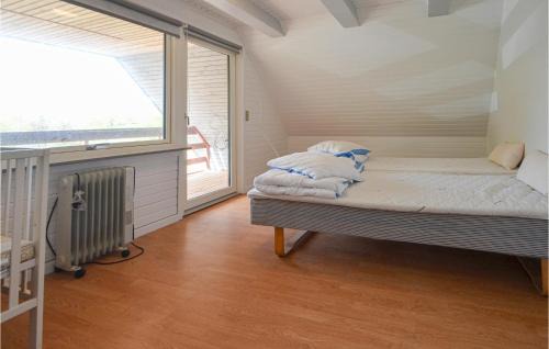 Sillerslev House | Cozy Home In Øster Assels With Sauna