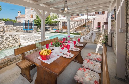 Peresiji House | Cozy home in Peresiji
