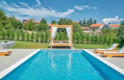Pridraga House | Cozy home in Pridraga