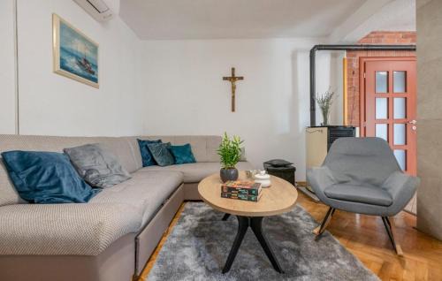 Donji Prolozac House | Cozy Home In Prolozac Donji With Wifi