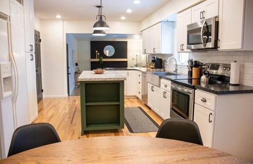 Salunga House | Cozy Home in Quiet Neighborhood