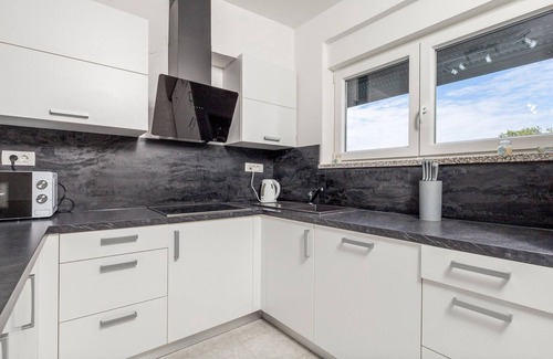 Lopar House | Cozy home in Rab with WiFi
