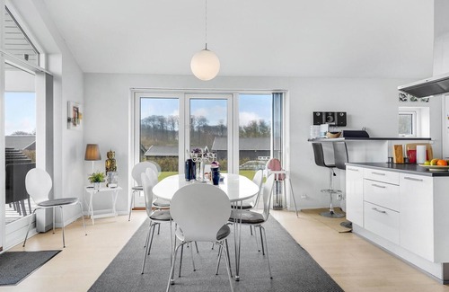 Spodsbjerg House | Cozy home in Rudkøbing with WiFi