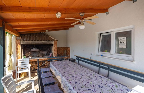 Skabrnja House | Cozy home in Skabrnja with WiFi