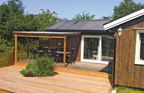 Steninge House | Cozy home in Steninge with WiFi