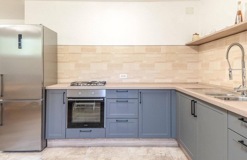 Stokovci House | Cozy home in Stokovci with WiFi
