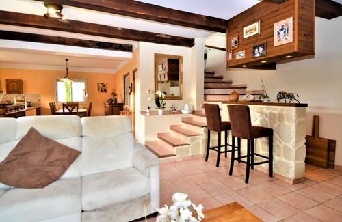 Vauvert House | Cozy home in Vauvert with WiFi
