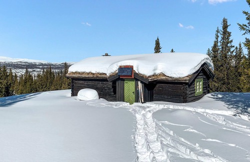 Nord-Fron House | Cozy home in Vinstra with kitchen