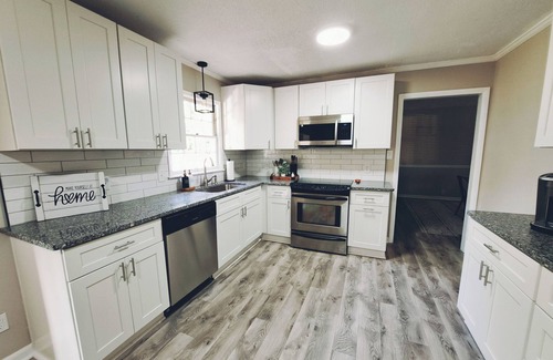 Terry Sanford House | Cozy Home - Quiet Neighborhood, Convenient Location & Close to Fort Bragg