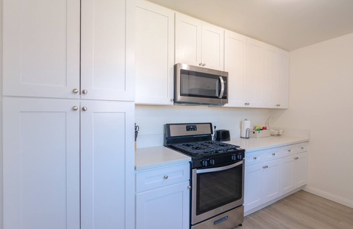 North Long Beach House | Cozy Home Walking Distance to Hospital and Minutes From Mall Shopping Center!