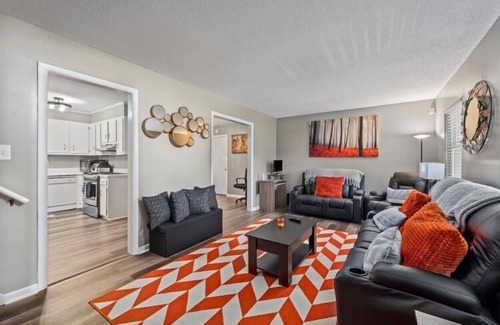 Gracewood House | Cozy Home with everything you need at your finger tips.