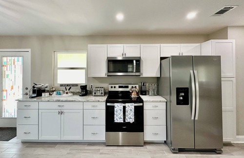 Brunswick House | Cozy home with modern interior fur-baby friendly. Near The Golden Isles Georgia