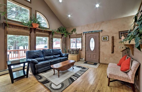 Ridgway House | Cozy Home with Mountain Views Near Ouray Hot Springs