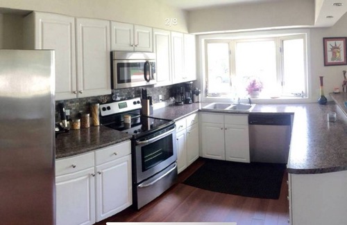 Wisconsin Rapids House | Cozy home with large porch near downtown riverfront, dining and entertainment
