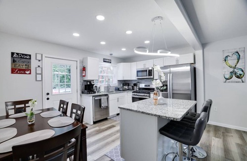 Tobyhanna House | Cozy Hot Tub 4BR Poconos Home Near All Attractions