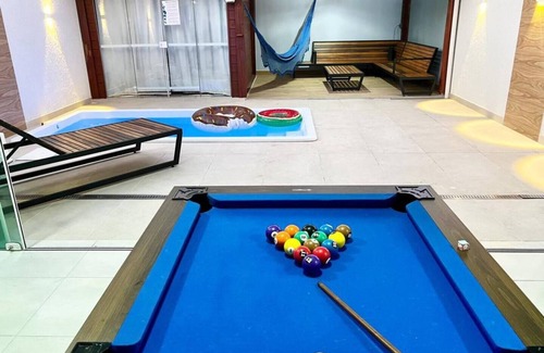 Meia Praia House | Cozy House with Heated Pool, Beach 180m away, Billiards, Beto Carrero