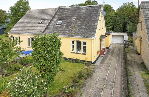 Rodbyhavn Villa | Cozy house close to Lalandia and Rødby Harbour