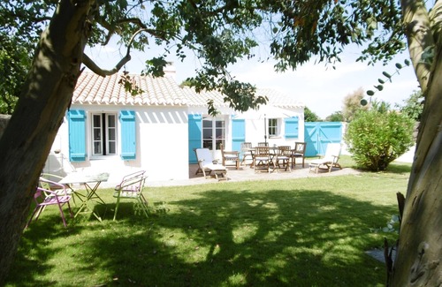 L'Epine House | Cozy house for 4 with enclosed garden in L'Épine, near the beach