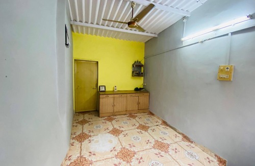 Marol House | Cozy house in charming Mumbai with WiFi, AC