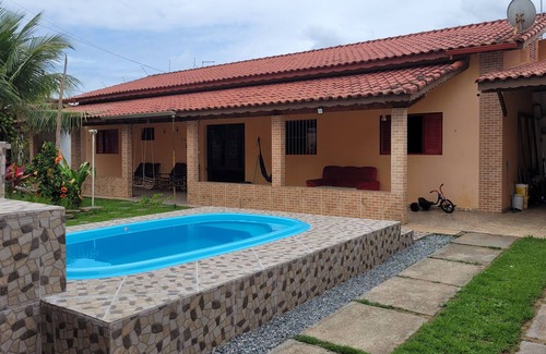 Centro House | Cozy house in Jequitiba, 50 mtrs from the beach with swimming pool!