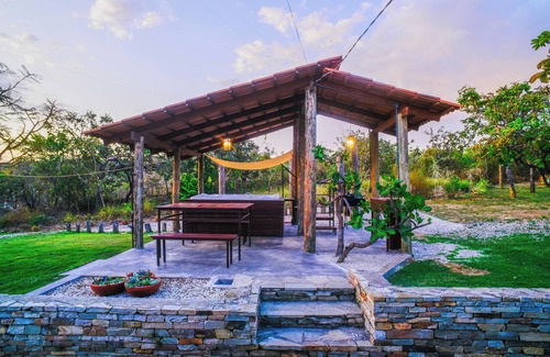 Pirenopolis House | Cozy house in Pirenópolis, next to Abade Waterfall!