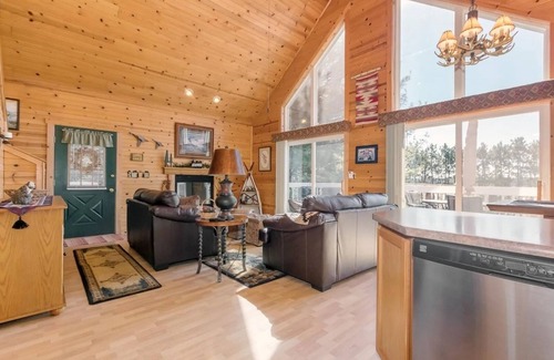 Wisconsin Dells House | Cozy House in Quiet place.