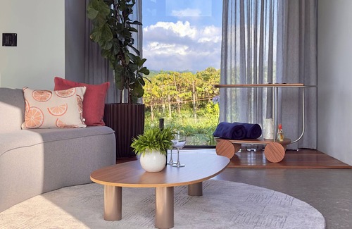 Garibaldi House | Cozy house in the countryside of Garibaldi near wineries and restaurants