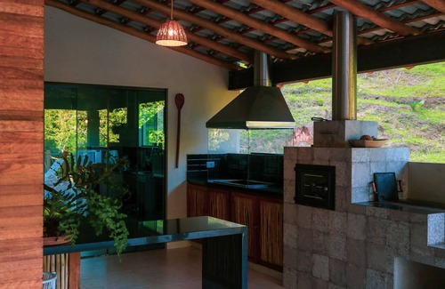 Tesouro da Colina House | Cozy house in the middle of nature