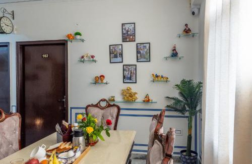 Bani Park House | Cozy House Jaipur - A Homestay