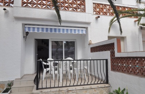 L'Escala Cottage | Cozy house located just 1 minute from Riells beach.