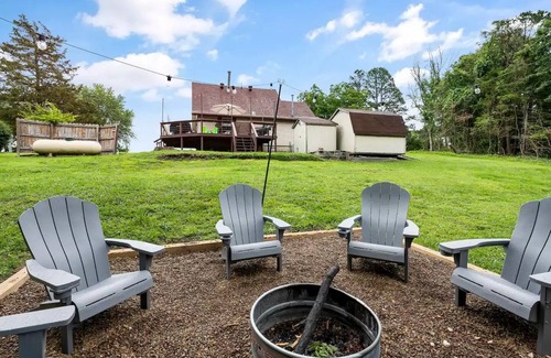 Rogers House | Cozy house near Beaver Lake & Hobbs State Park