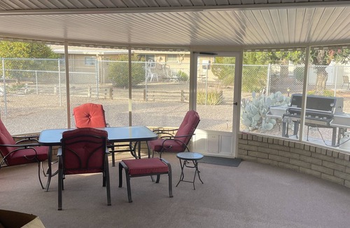 Sun City House | Cozy house, quiet area, large AZ room, 10 min from Glendale Stadium