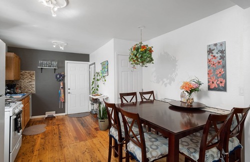 Airport Township House | Cozy house to call home away from home ❤️🏡