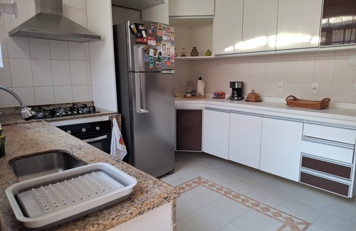 Maravista House | Cozy house with swimming pool, barbecue, gourmet area, lawn and lots of leisure!