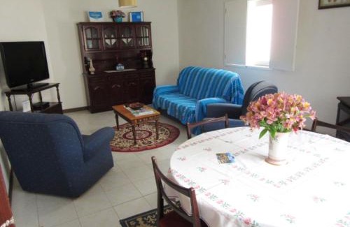 Semide House | Cozy house with mountain view in Miranda do Corvo