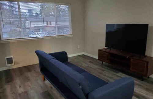 Olympia Apartment | Cozy in Lacey, 2B/1B