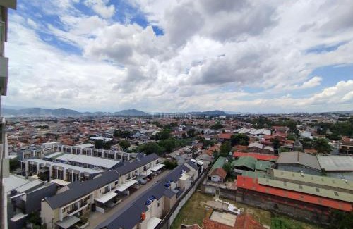Cimahi Apartment | Cozy Industrial Designed 2BR at Gateway Pasteur Apartment By Travelio
