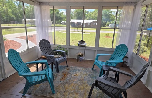 Lake City House | Cozy, inviting home in Lake City, FL. Minutes from town and close to rivers.