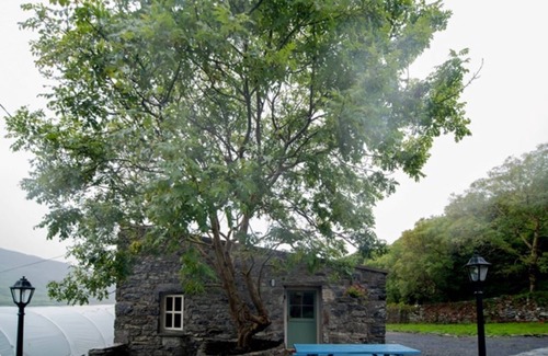 Murroogh Cottage | Cozy Irish cottage, located on the Wild Atlantic Way!
